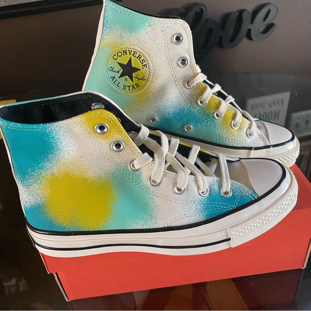 NWT Converse Chuck 70 High Top Sneakers